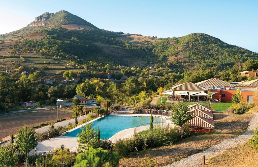 Domaine Saint Esteve มีโญ ภายนอก รูปภาพ