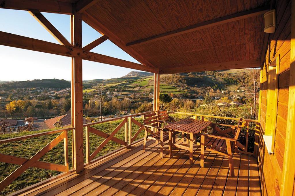 Domaine Saint Esteve มีโญ ภายนอก รูปภาพ