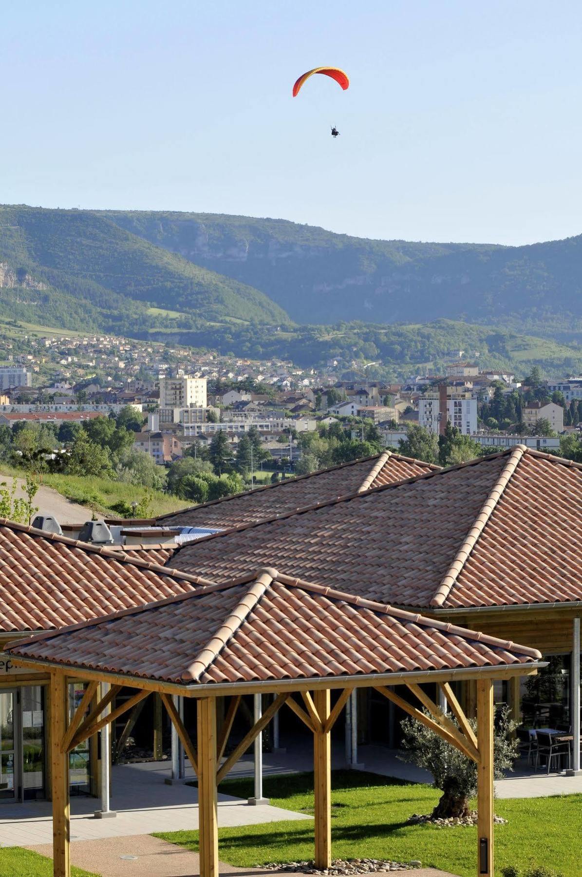 Domaine Saint Esteve มีโญ ภายนอก รูปภาพ