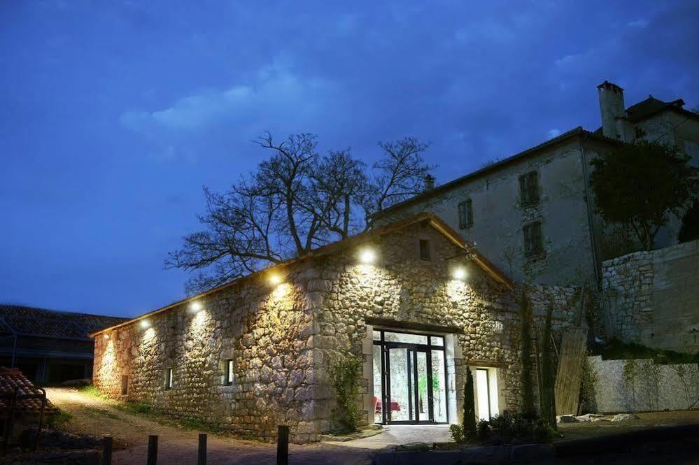 Domaine Saint Esteve มีโญ ภายนอก รูปภาพ