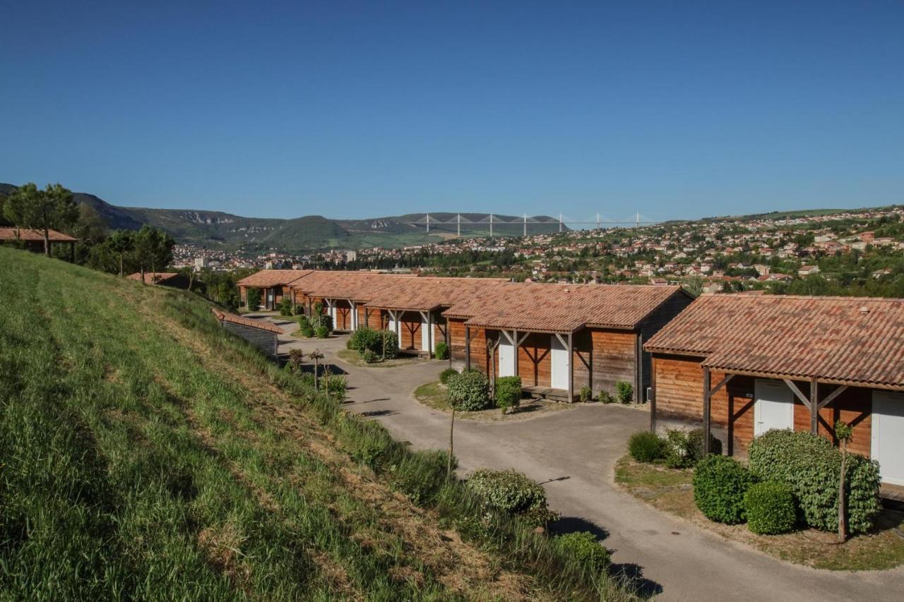 Domaine Saint Esteve มีโญ ภายนอก รูปภาพ